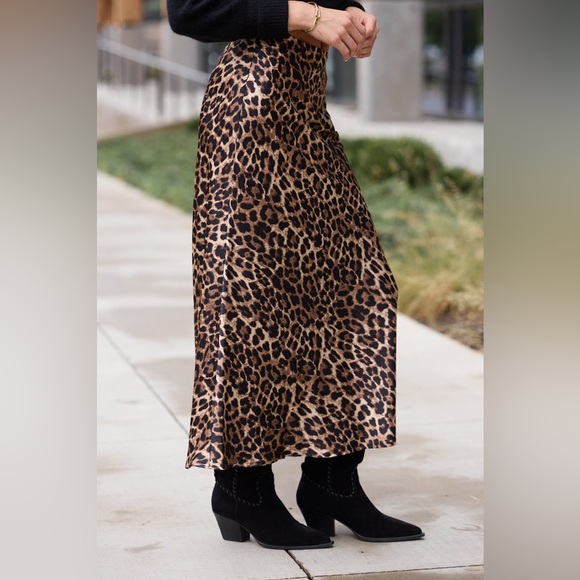 Pink Lily Dresses & Skirts - Pink Lily Naomi Brown Leopard Maxi Skirt